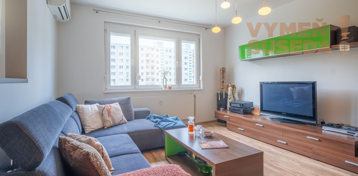 PREDANÉ – Zrekonštruovaný 3 izb.byt so šatníkom, klimatizáciou a garážou Bratislava II. Vrakuňa, Bučinová ul.