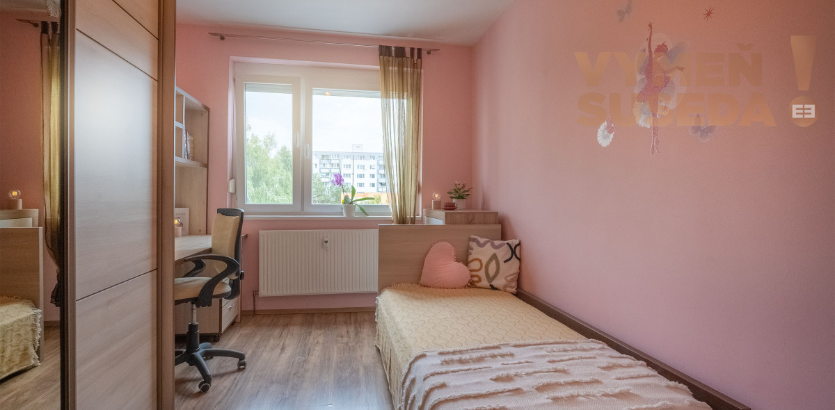 PREDANÉ – Zrekonštruovaný 3 izb.byt so šatníkom, klimatizáciou a garážou Bratislava II. Vrakuňa, Bučinová ul.