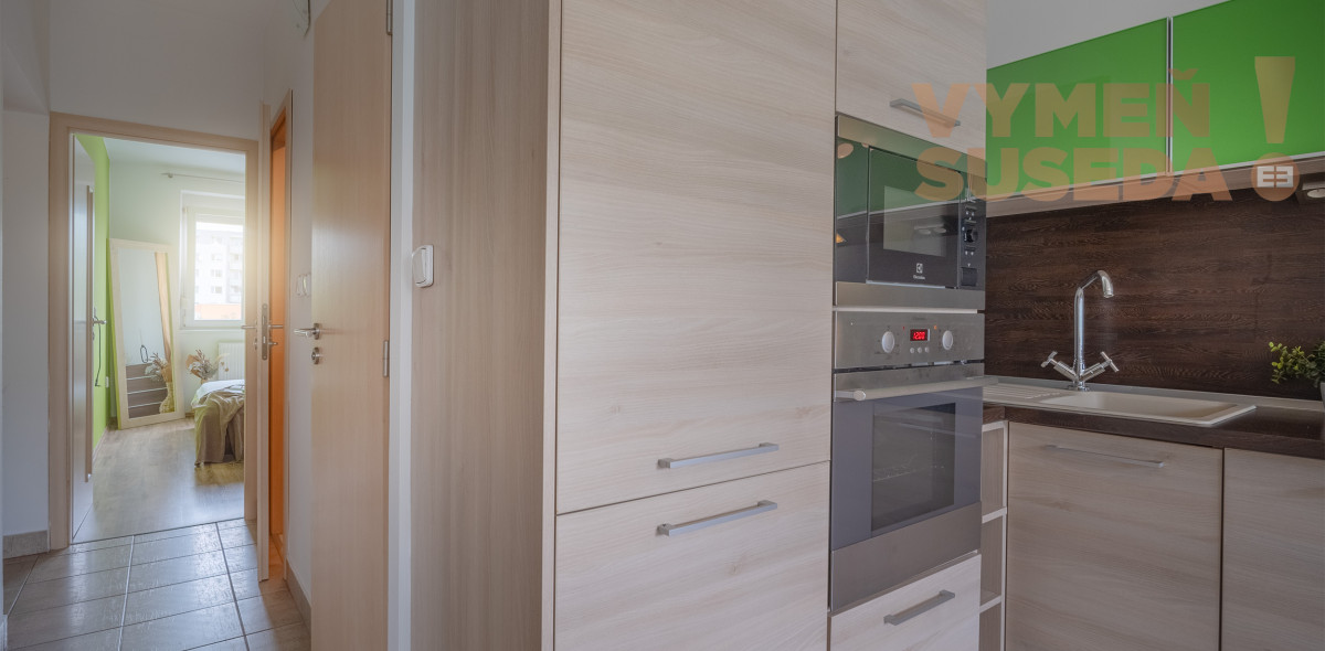 PREDANÉ – Zrekonštruovaný 3 izb.byt so šatníkom, klimatizáciou a garážou Bratislava II. Vrakuňa, Bučinová ul.