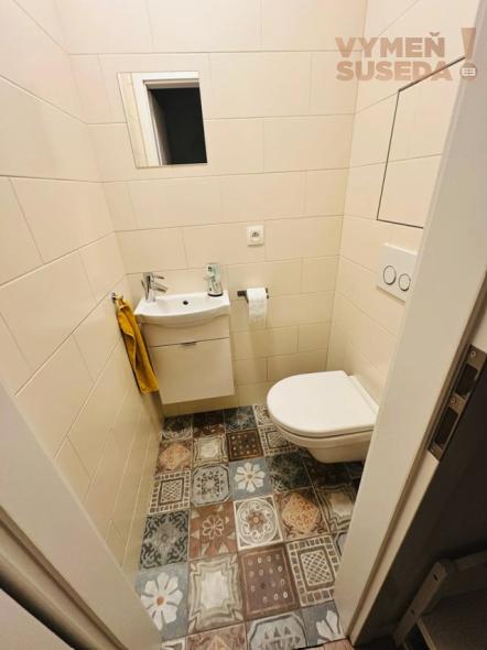 VYMEŇ SUSEDA! – VÝNIMOČNÝ 3 IZB. ZARIADENÝ BYT, MUŠKÁTOVÁ UL., BA II, RUŽINOV