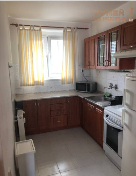 VYMEŇ SUSEDA - Ponúkame na predaj výnimočný kompletne zariadený, 1 izb. byt s loggiu, vo vyhľadávanej lokalite  Bratislavy na Šancovej ulici s výhľadmi do vnútrobloku.