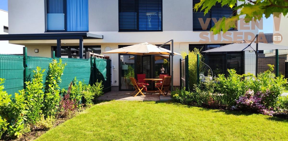 VYMEŇ SUSEDA! – VÝNIMOČNÝ 2 IZB. ZARIADENÝ MEZONET S TERASOU, PROJEKT OPÁL, JAROVCE