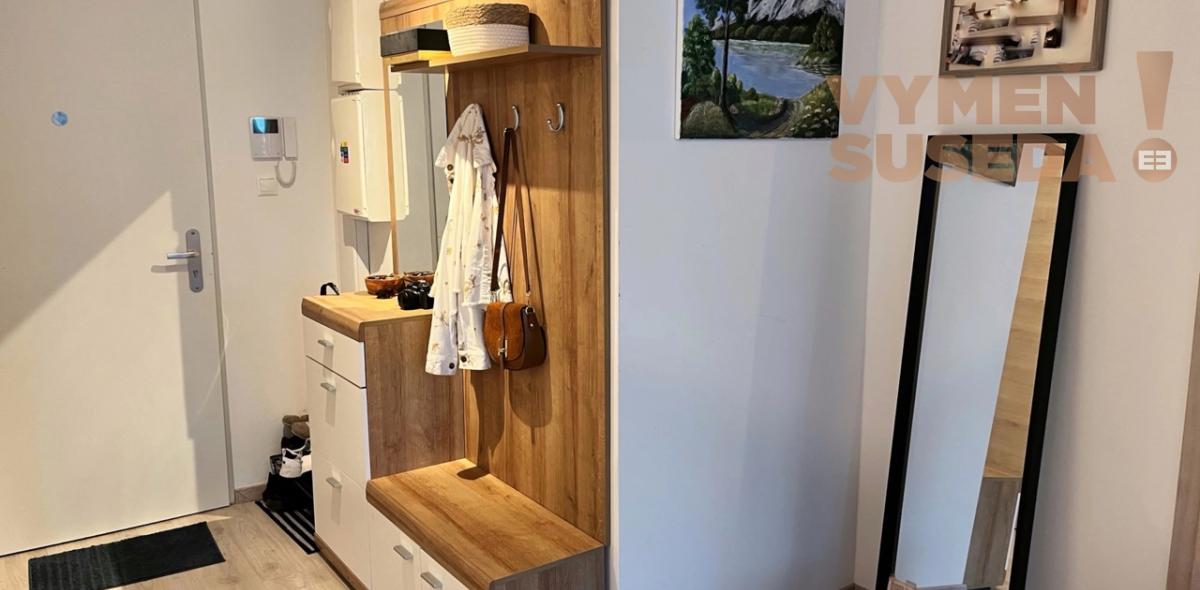 VYMEŇ SUSEDA! – VÝNIMOČNÝ 2 IZB. ZARIADENÝ BYT, VLÁRSKA UL., BA III, NOVÉ MESTO - KRAMÁRE