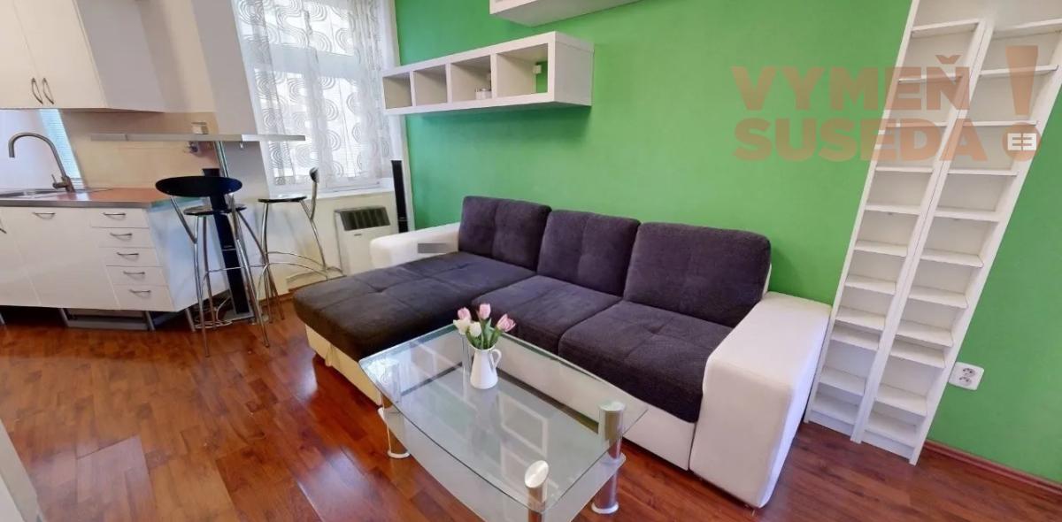 VYMEŇ SUSEDA! – VÝNIMOČNÝ ZARIADENÝ 2 IZB.  BYT S LOGGIOU, LEGIONÁRSKA UL., BA III., NOVÉ MESTO