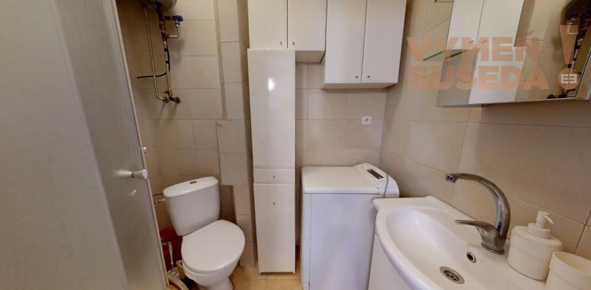 VYMEŇ SUSEDA! – VÝNIMOČNÝ ZARIADENÝ 2 IZB.  BYT S LOGGIOU, LEGIONÁRSKA UL., BA III., NOVÉ MESTO