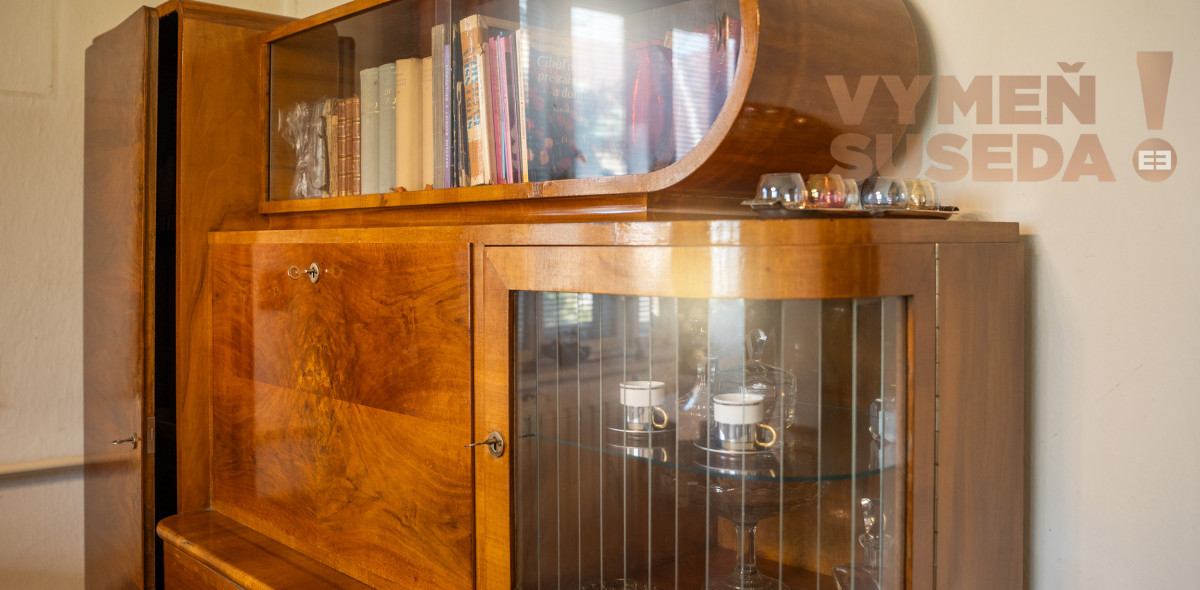 REZERVOVANÉ! - VÝNIMOČNÝ 4 IZB. RD S VLASTNÝM PARKOM 1.614m2, CENTRUM SKALICA.