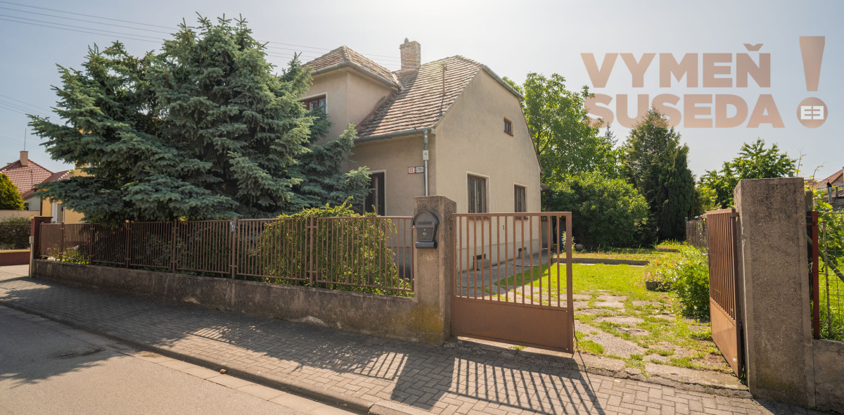 REZERVOVANÉ! - VÝNIMOČNÝ 4 IZB. RD S VLASTNÝM PARKOM 1.614m2, CENTRUM SKALICA.