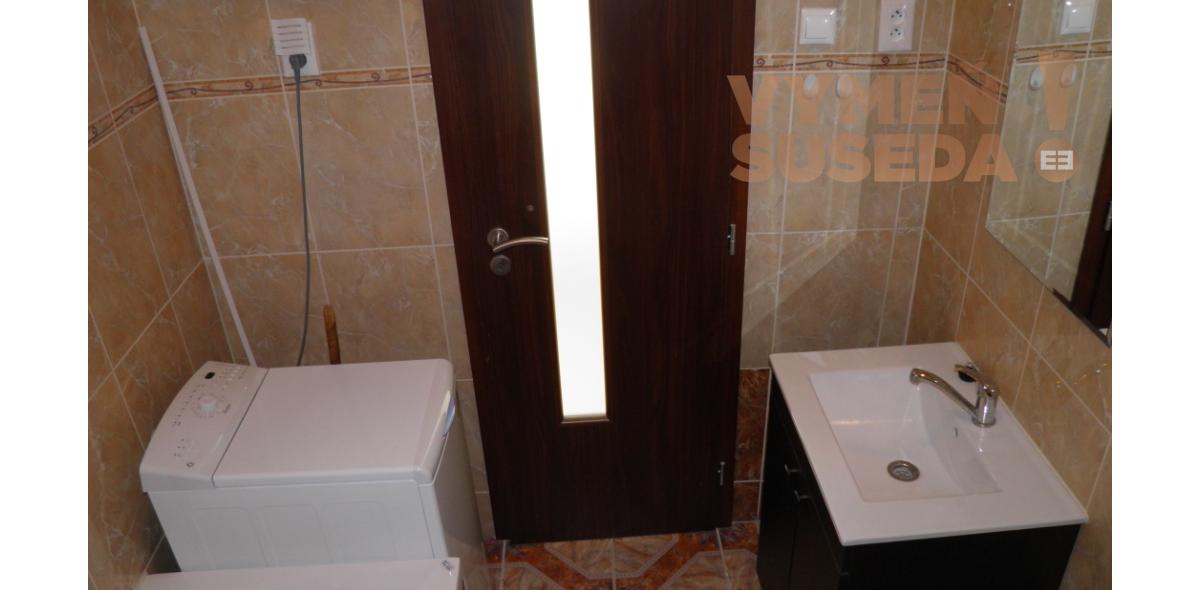 VYMEŇ SUSEDA! - Výnimočný 2-izb. byt v centre Bratislavy  na Obchodnej  ulici