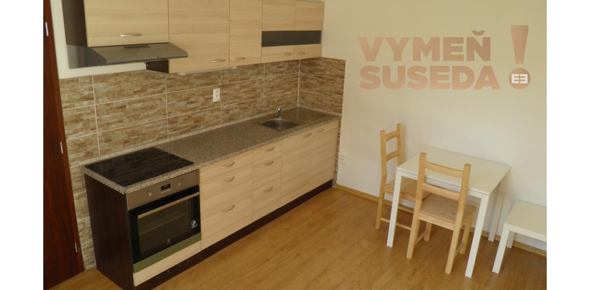 VYMEŇ SUSEDA! - Výnimočný 2-izb. byt v centre Bratislavy  na Obchodnej  ulici