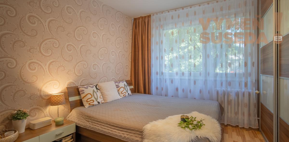 VYMEŇ SUSEDA ! - VÝNIMOČNÝ 3 IZB. ZREKONŠTRUOVANÝ BYT s LOGGIOU, VYHĽADÁVANÁ LOKALITA PETRŽALKA, UL. ALŽBETY GWERKOVEJ, BA V.