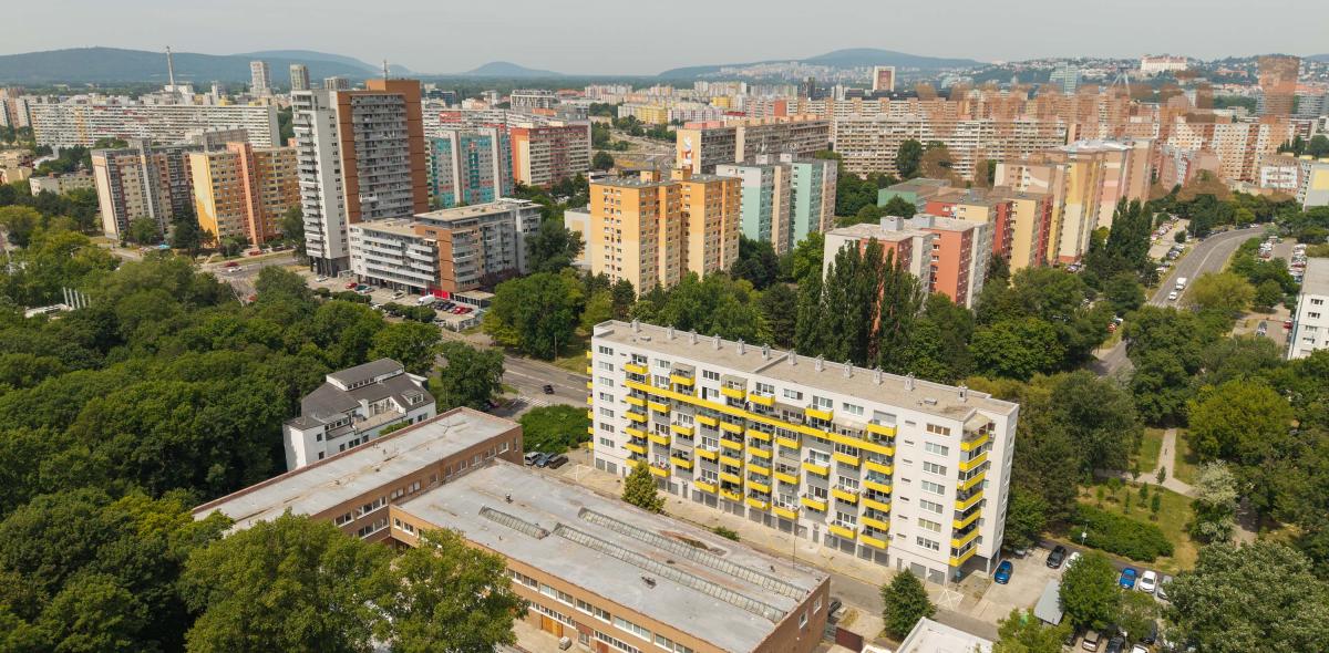 PREDANÉ! – VÝNIMOČNÝ, PRIESTRANNÝ 1.5 IZB. BYT 44.50 m2, NOVOSTAVBA, VYHĽADÁVANÁ LOKALITA PETRŽALKA, HAANOVA UL., BA V.