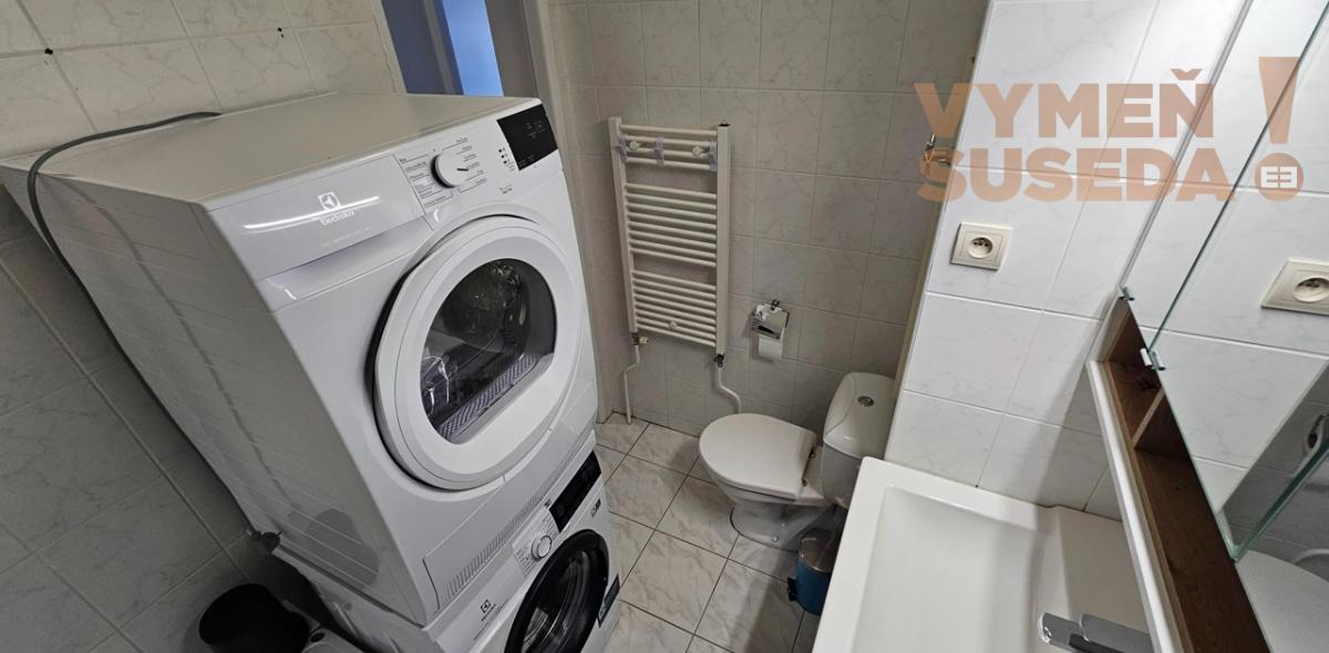 PRENAJATÉ! – VÝNIMOČNÝ 2 IZB. ZARIADENÝ BYT S BALKÓNOM, PET FRIENDLY, PRI ŠAJBÁCH, BA III, RAČA