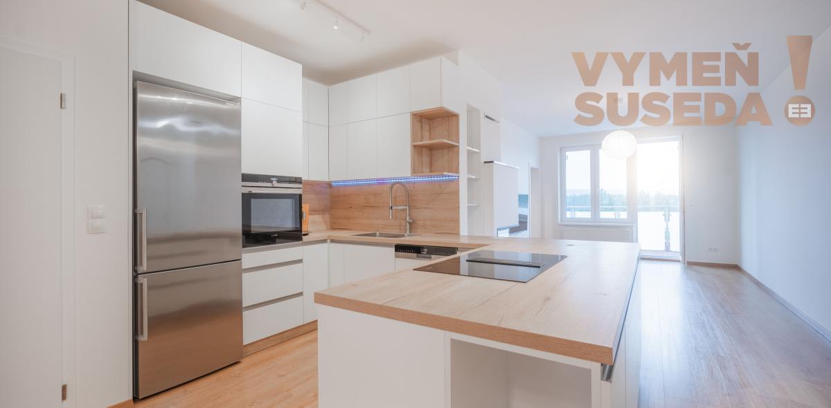 PREDANÉ! - Výnimočný, 4 izb. byt s terasou s krbom a parkovaním, s úžasným výhľadom na Bratislavu, Lužná ul., BA V.