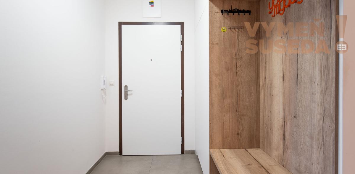 PREDANÉ! - Výnimočný, 4 izb. byt s terasou s krbom a parkovaním, s úžasným výhľadom na Bratislavu, Lužná ul., BA V.