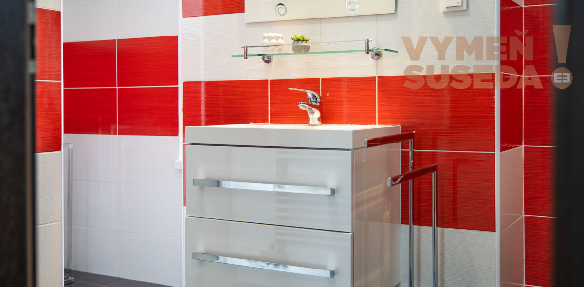 PREDANÉ! - VÝNIMOČNÝ 2 IZB. BYT NOVOSTAVBA 61.15 m2 s TERASOU 55.70 m2 a Parkingom, VILADOM, ÚZKA ul., Dunajská Lužná