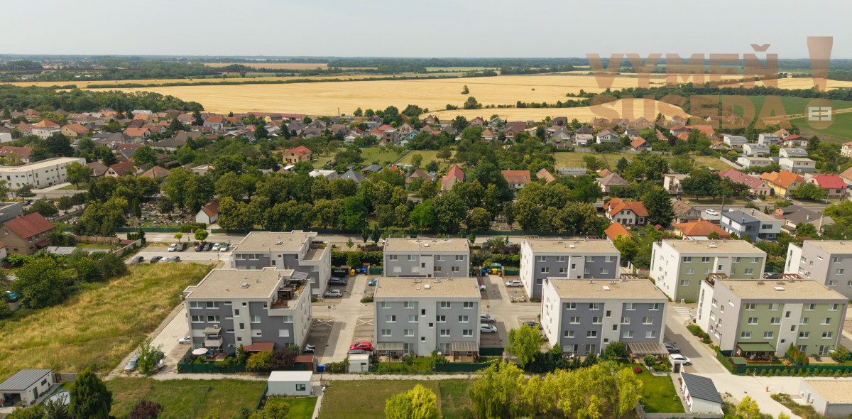 PREDANÉ! - VÝNIMOČNÝ 2 IZB. BYT NOVOSTAVBA 61.15 m2 s TERASOU 55.70 m2 a Parkingom, VILADOM, ÚZKA ul., Dunajská Lužná