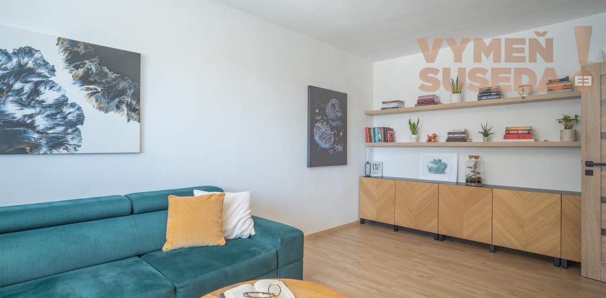 PREDANÉ - VÝNIMOČNÝ 2 IZB. ZREKONŠTRUOVANÝ BYT s BALKÓNOM, VYHĽADÁVANÁ LOKALITA, LACHOVÁ UL., BA V.