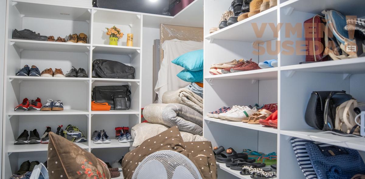 VYMEŇ SUSEDA! – VÝNIMOČNE VEĽKÝ 4 IZB. RODINNÝ DOM S KRÁSNYM POZEMKOM V SLEPEJ ULICI, MILOSLAVOV