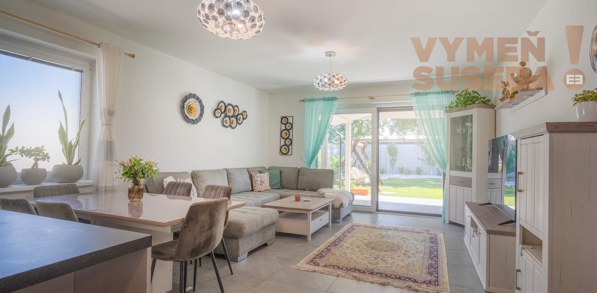 VYMEŇ SUSEDA! – VÝNIMOČNE VEĽKÝ 4 IZB. RODINNÝ DOM S KRÁSNYM POZEMKOM V SLEPEJ ULICI, MILOSLAVOV