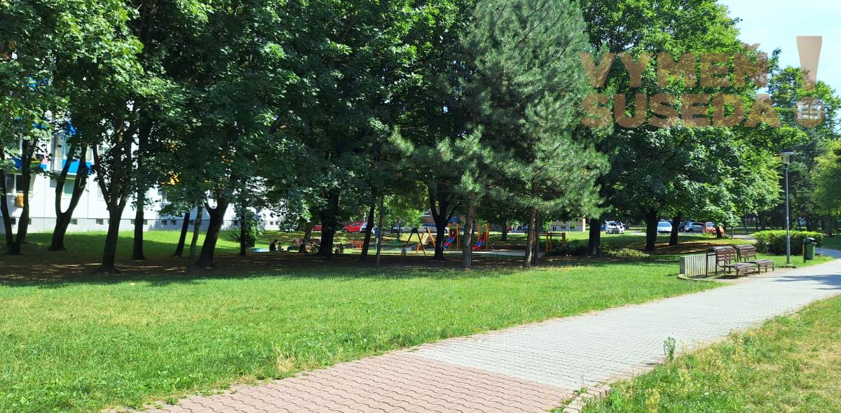 PREDANÉ - VÝNIMOČNÝ 1 IZB. BYT s LOGGIOU, VYHĽADÁVANÁ LOKALITA RUŽINOV, REZEDOVÁ UL., BA II.