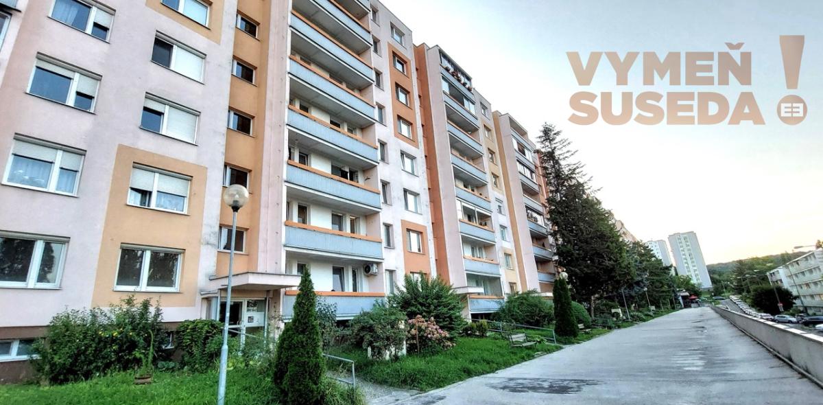 PRENAJATÉ! - VÝNIMOČNÝ 1 IZB. KOMPLETNE ZREKONŠTRUOVANÝ, ZARIADENÝ BYT, SILVÁNSKA, KARLOVA VES.