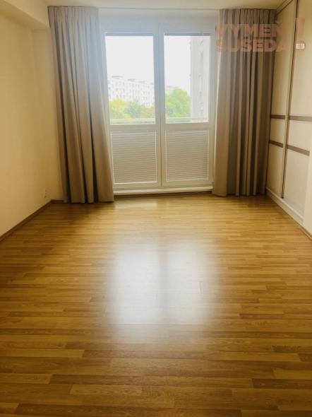 VYMEŇ SUSEDA! – VÝNIMOČNÝ 4 IZB. ZARIADENÝ BYT S DVOMA LOGGIAMI, PAŽÍTKOVÁ UL., BRATISLAVA II, RUŽINOV