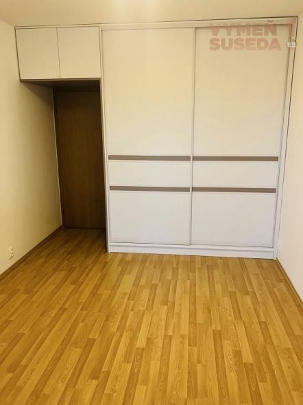 VYMEŇ SUSEDA! – VÝNIMOČNÝ 4 IZB. ZARIADENÝ BYT S DVOMA LOGGIAMI, PAŽÍTKOVÁ UL., BRATISLAVA II, RUŽINOV