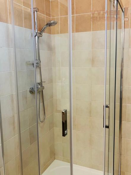 VYMEŇ SUSEDA! – VÝNIMOČNÝ 4 IZB. ZARIADENÝ BYT S DVOMA LOGGIAMI, PAŽÍTKOVÁ UL., BRATISLAVA II, RUŽINOV