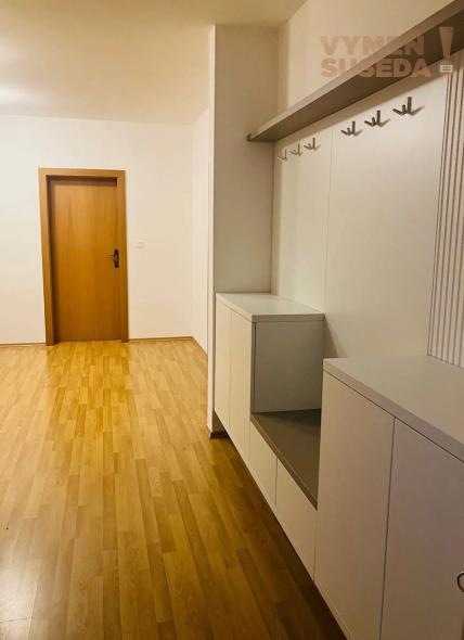 VYMEŇ SUSEDA! – VÝNIMOČNÝ 4 IZB. ZARIADENÝ BYT S DVOMA LOGGIAMI, PAŽÍTKOVÁ UL., BRATISLAVA II, RUŽINOV