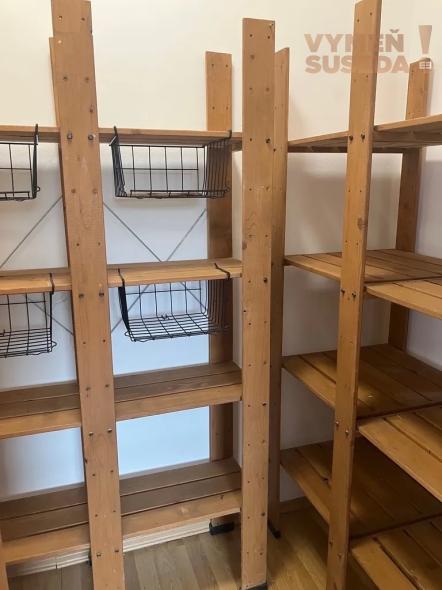 VYMEŇ SUSEDA! – VÝNIMOČNÝ 4 IZB. ZARIADENÝ BYT S DVOMA LOGGIAMI, PAŽÍTKOVÁ UL., BRATISLAVA II, RUŽINOV