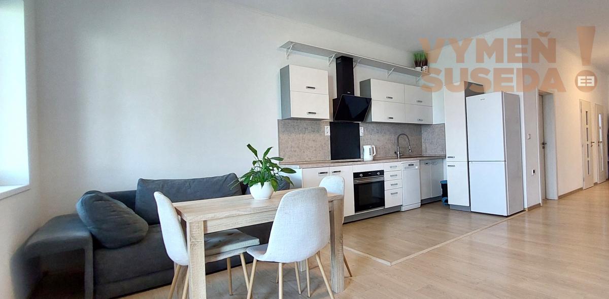 PRENAJATÉ! - VÝNIMOČNÝ 4 IZB. KOMPLETNE ZARIADENÝ RODINNÝ DOM, obec Kalinkovo