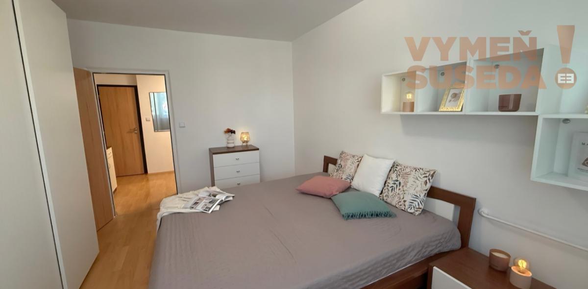 PRENAJATÉ! 3. IZB. KOMPLETNE ZARIADENÉHO SLNEČNÉHO BYTU, VÁŽSKA UL., BA II VRAKUŇA.