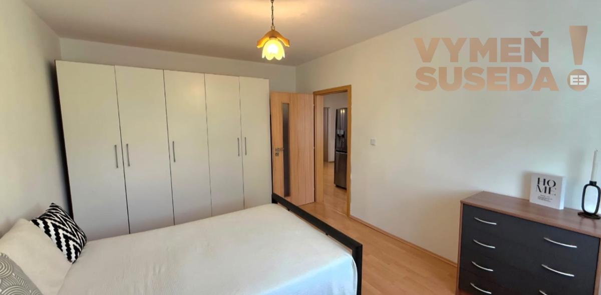 PRENAJATÉ! 3. IZB. KOMPLETNE ZARIADENÉHO SLNEČNÉHO BYTU, VÁŽSKA UL., BA II VRAKUŇA.