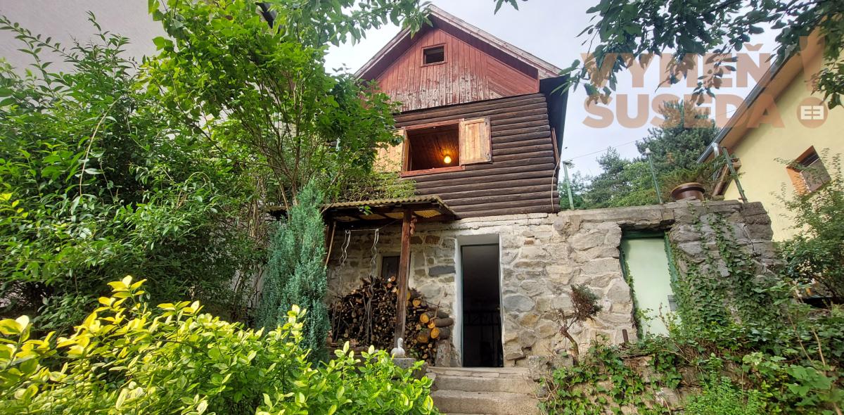 REZERVOVANÉ! - VÝNIMOČNÁ REKREAČNÁ CHATA, POZEMOK 395.00 m2 - ULICA NAD VINOHRADMI., BA IV – DNV.