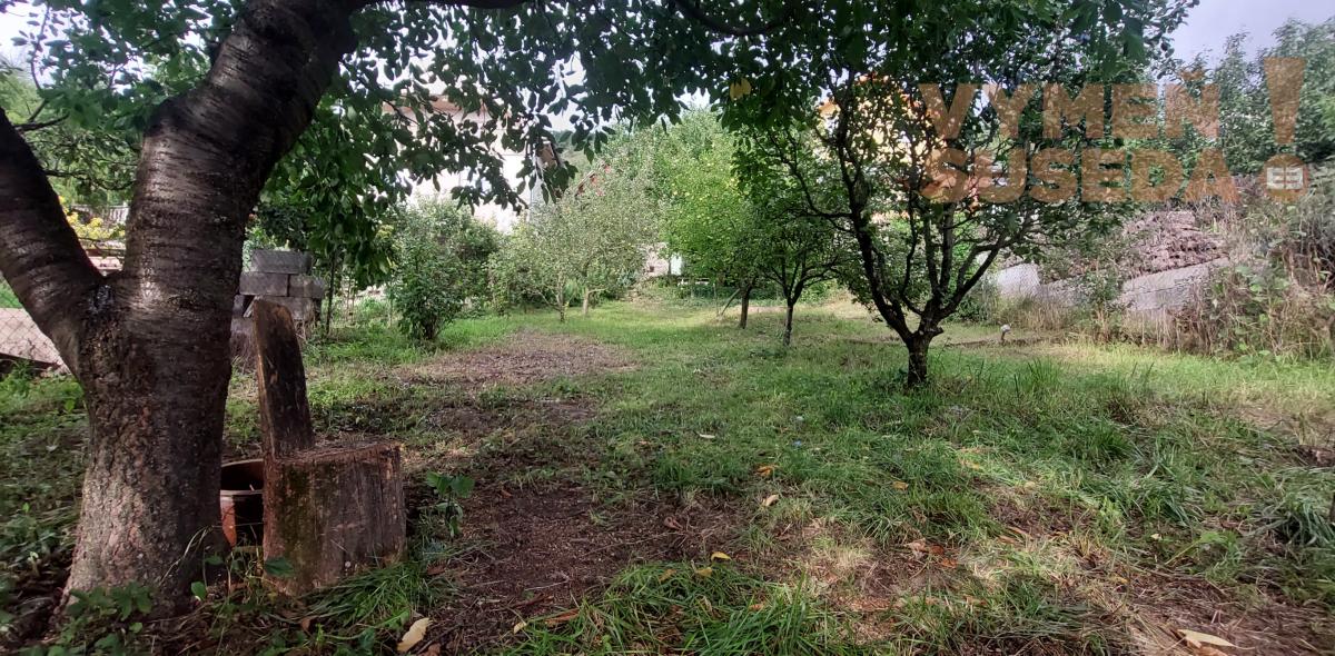 REZERVOVANÉ! - VÝNIMOČNÁ REKREAČNÁ CHATA, POZEMOK 395.00 m2 - ULICA NAD VINOHRADMI., BA IV – DNV.