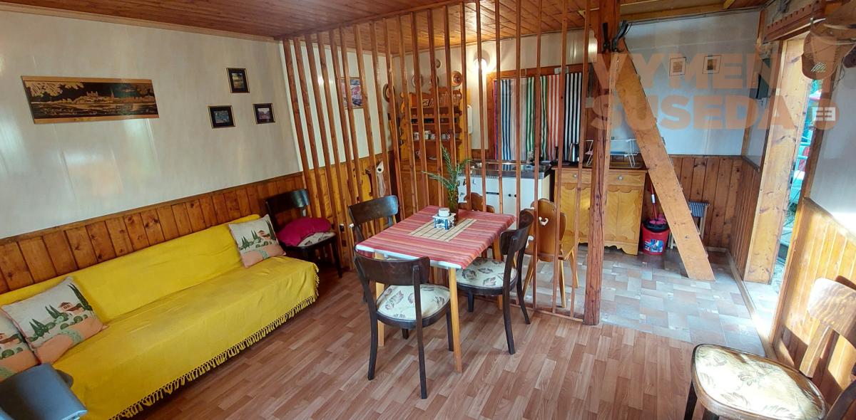 REZERVOVANÉ! - VÝNIMOČNÁ REKREAČNÁ CHATA, POZEMOK 395.00 m2 - ULICA NAD VINOHRADMI., BA IV – DNV.