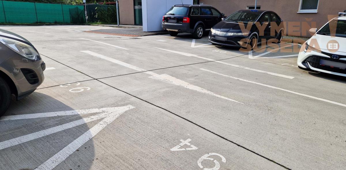 VYMEŇ SUSEDA! - Výnimočný 2 IZB. BYT s balkónom, zariadená NOVOSTAVBA ,veľká pivnica a parking, Devínka pod Lesom