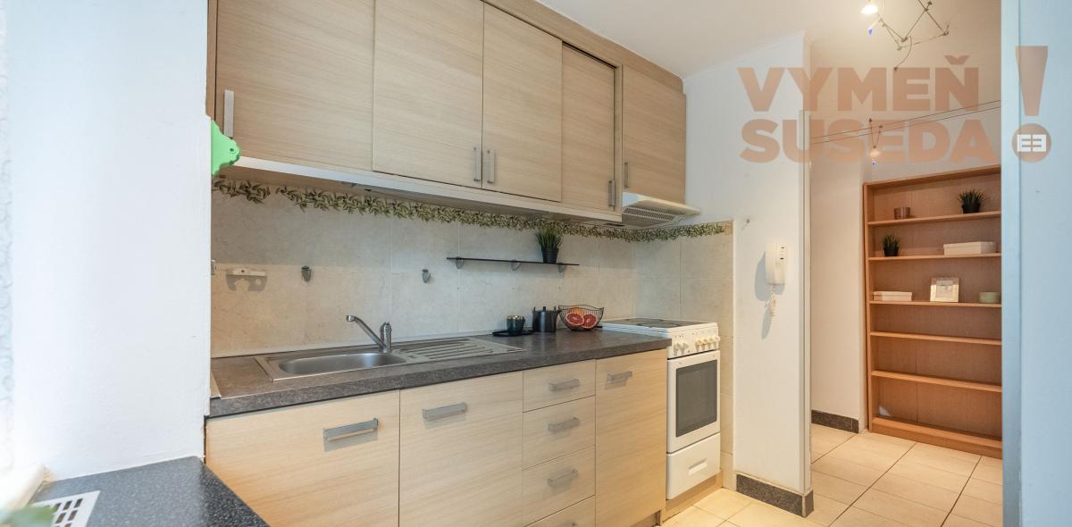 VYMEŇ SUSEDA! - VÝNIMOČNÝ TEHLOVÝ 3 IZB. BYT, PRIEVOZSKÁ UL., BA II, RUŽINOV - NIVY.