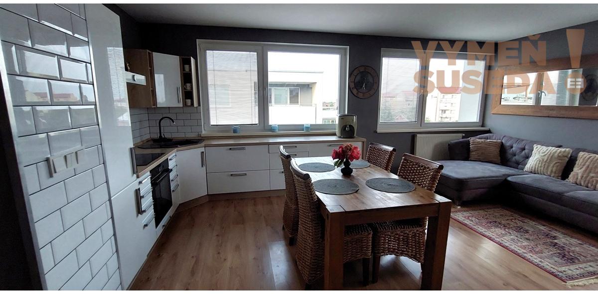 VYMEŇ SUSEDA! - VÝNIMOČNÝ 3 IZB. KOMPLETNE ZARIADENÝ BYT s parkovaním, obec Dunajská Lužná