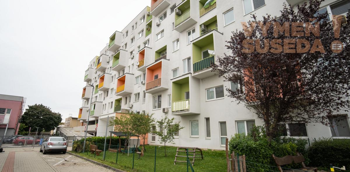 PREDANÉ- VÝNIMOČNÝ 1. IZB. BYT V TOP LOKALITE, BA II. - RUŽINOV