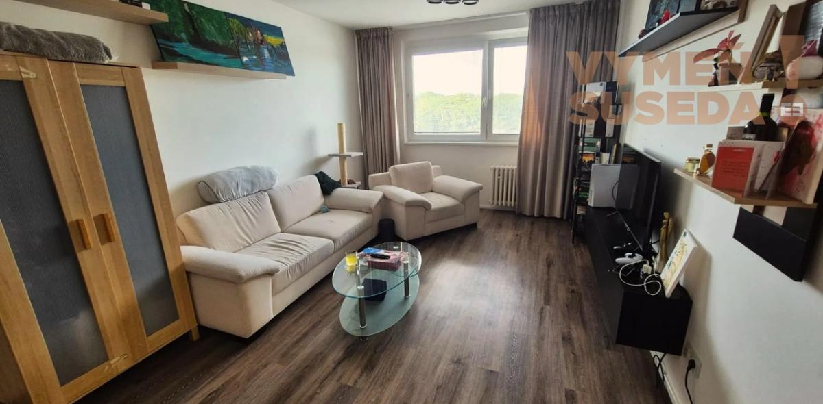 VYMEŇ SUSEDA! – VÝNIMOČNÝ 2 IZB. ZARIADENÝ BYT, MEDVEĎOVEJ UL., BA V, PETRŽALKA