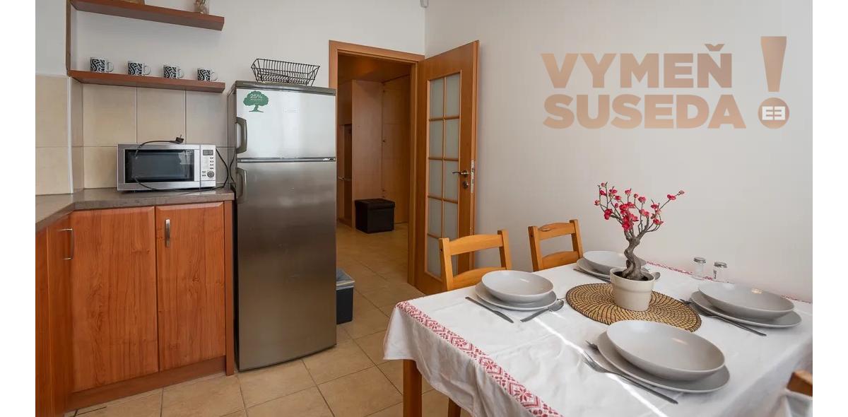 VYMEŇ SUSEDA! – VÝNIMOČNÝ 2 IZB. ZARIADENÝ BYT S BALKÓNOM, BLUMENTÁLSKA UL., BA I, STARÉ MESTO