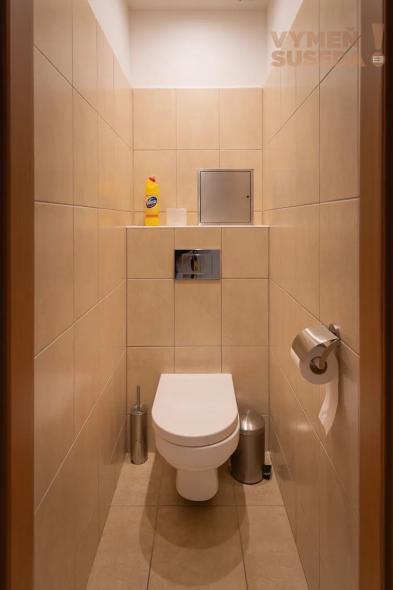 VYMEŇ SUSEDA! – VÝNIMOČNÝ 2 IZB. ZARIADENÝ BYT S BALKÓNOM, BLUMENTÁLSKA UL., BA I, STARÉ MESTO