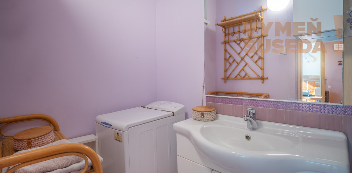 VYMEŇ SUSEDA! - VÝNIMOČNÝ 3 IZB. BYT S PRIESTRANNOU LOGGIOU A PIVNICOU, ul. BANŠELOVA., BA II. - RUŽINOV