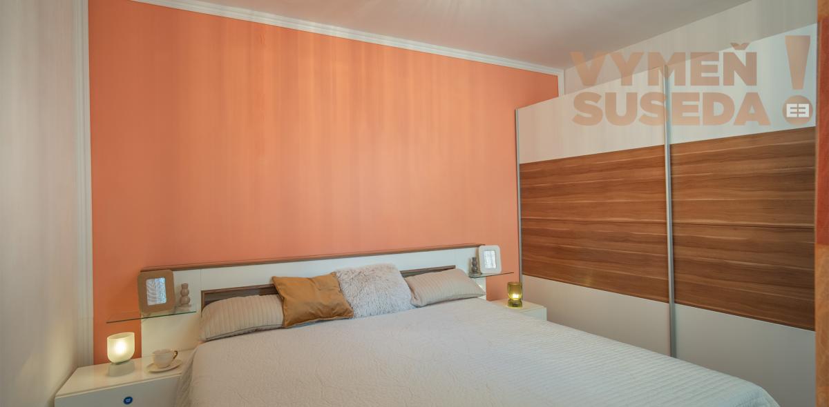 VYMEŇ SUSEDA ! -NA PREDAJ VÝNIMOČNÝ, PRIESTRANNÝ, KLIMATIZOVANÝ 3 izb. BYT S KOMERČNÝM PRIESTOROM