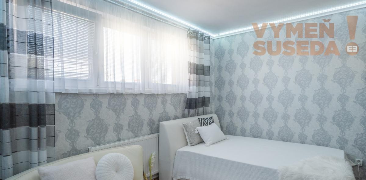 VYMEŇ SUSEDA ! -NA PREDAJ VÝNIMOČNÝ, PRIESTRANNÝ, KLIMATIZOVANÝ 3 izb. BYT S KOMERČNÝM PRIESTOROM