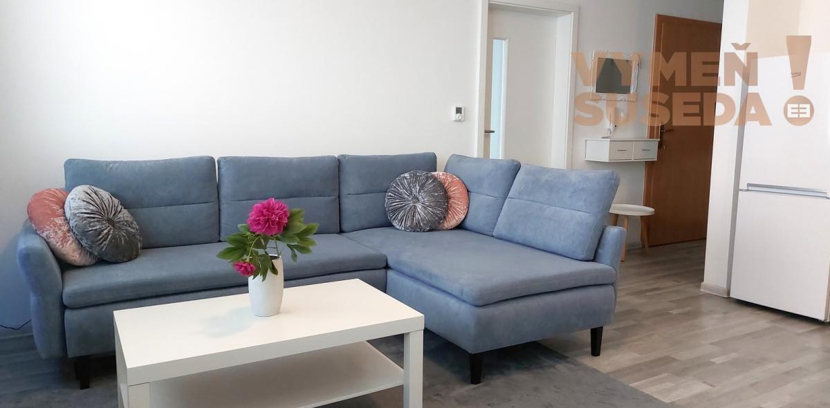 PRENAJATÉ! - VÝNIMOČNÝ 2 IZB. KOMPLETNE ZARIADENÝ BYT s parkovaním, obec Hviezdoslavov