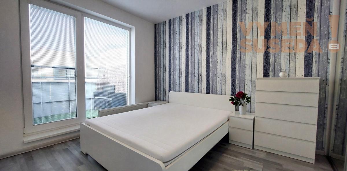 PRENAJATÉ! - VÝNIMOČNÝ 2 IZB. KOMPLETNE ZARIADENÝ BYT s parkovaním, obec Hviezdoslavov