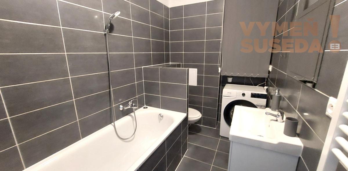 PRENAJATÉ! - VÝNIMOČNÝ 2 IZB. KOMPLETNE ZARIADENÝ BYT s parkovaním, obec Hviezdoslavov