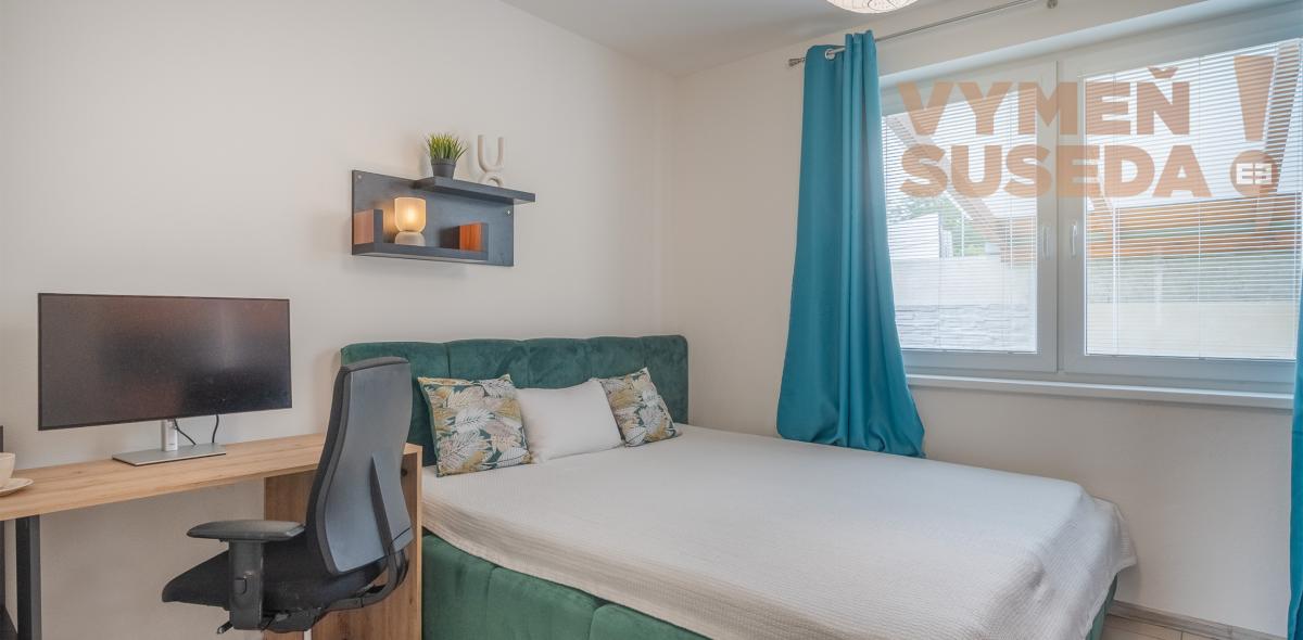 VYMEŇ SUSEDA! – 4 IZB. RODINNÝ DOM S VEĽKÝM ZÁHRADNÝM DOMČEKOM V OBĽÚBENEJ REKREAČNEJ OBLASTI, PLAVECKÝ ŠTVRTOK - VAMPÍL